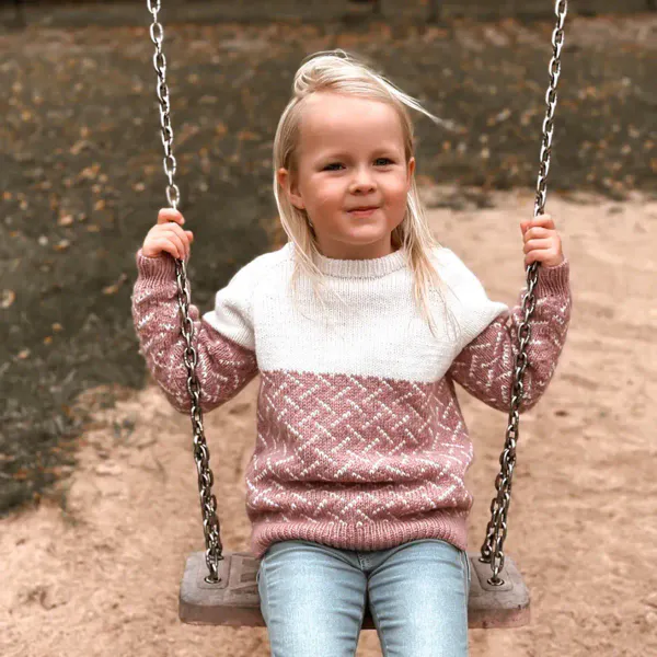 Hovedbilde Garnpakke Havrebarna Hedda genser junior