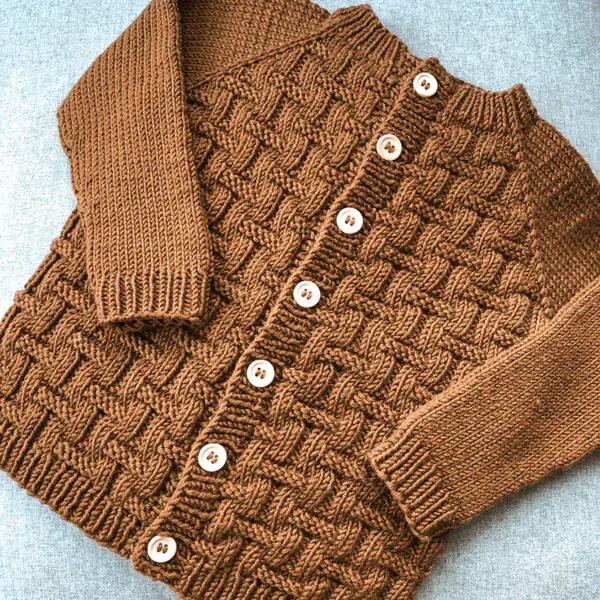 Hovedbilde Garnpakke Havrebarna Lavrans Cardigan 